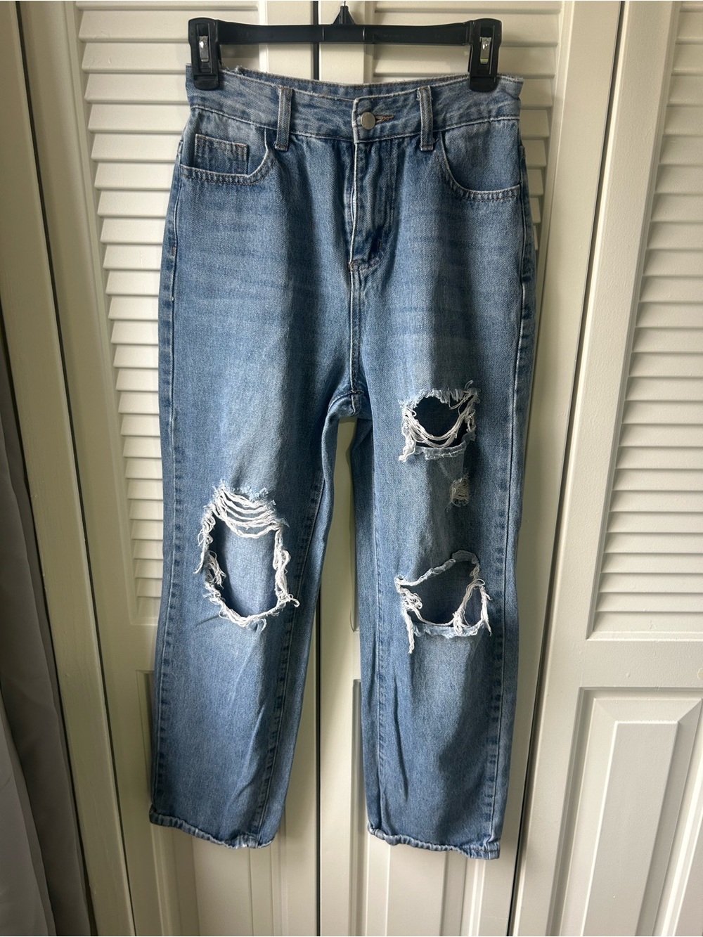 SHEIN Distressed Light Blue Boyfriend Jeans